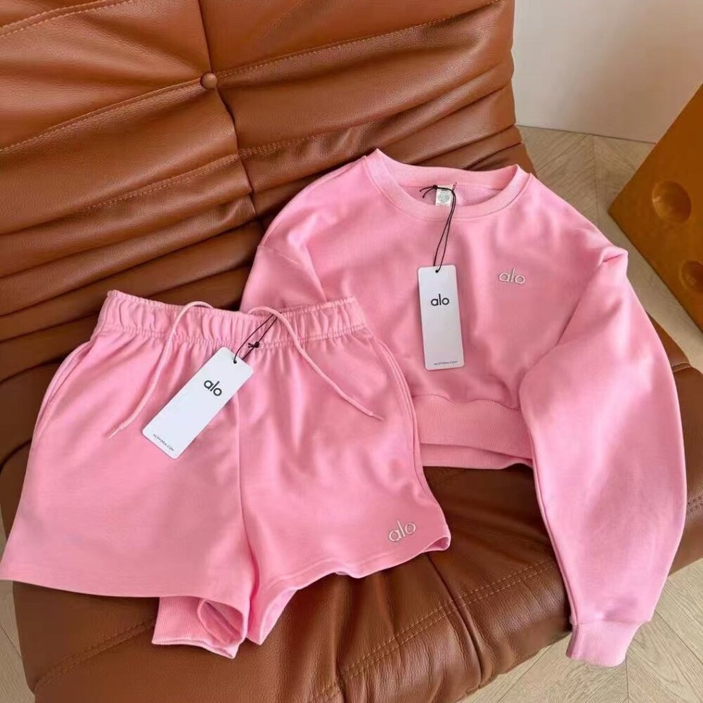 Alo Yoga Pink Minimalist Cropped Sweatshirt + Shorts Two-Piece Set, Size M.